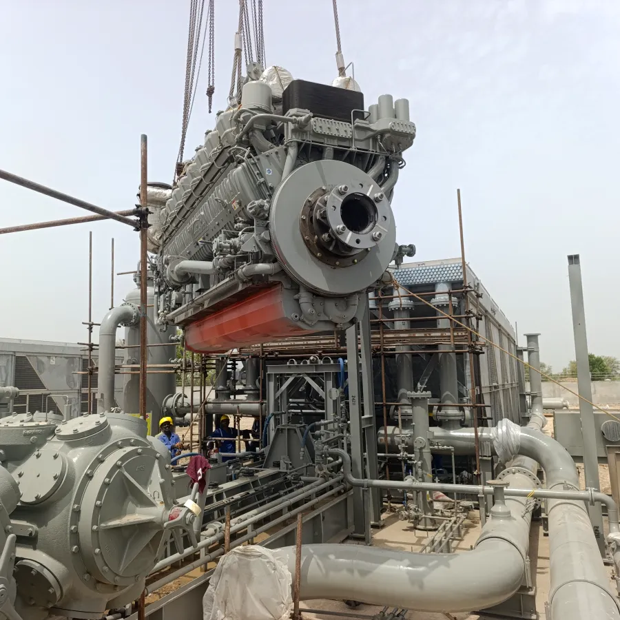 Gas engine being set on the compressor package skid